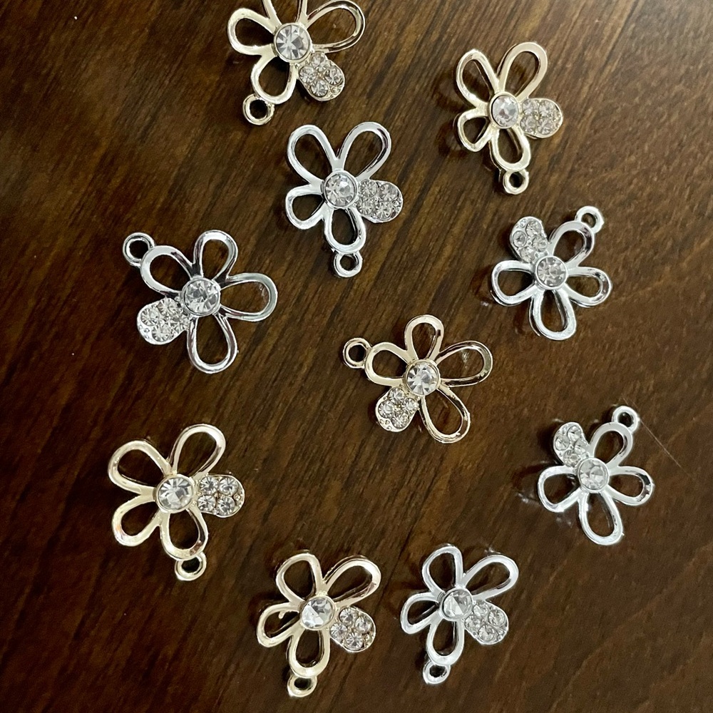 Flowers Silver and Gold chain for create bracelet, earrings, necklaces etc..